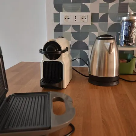 Da Mirella Apri La Finestra E Innamorati Del Lago! Colonno