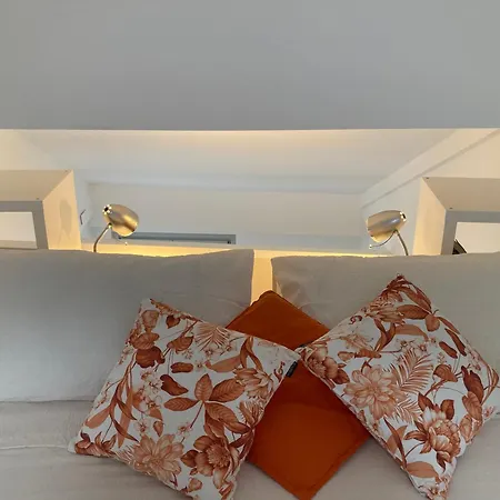 Da Mirella Apri La Finestra E Innamorati Del Lago! * Colonno