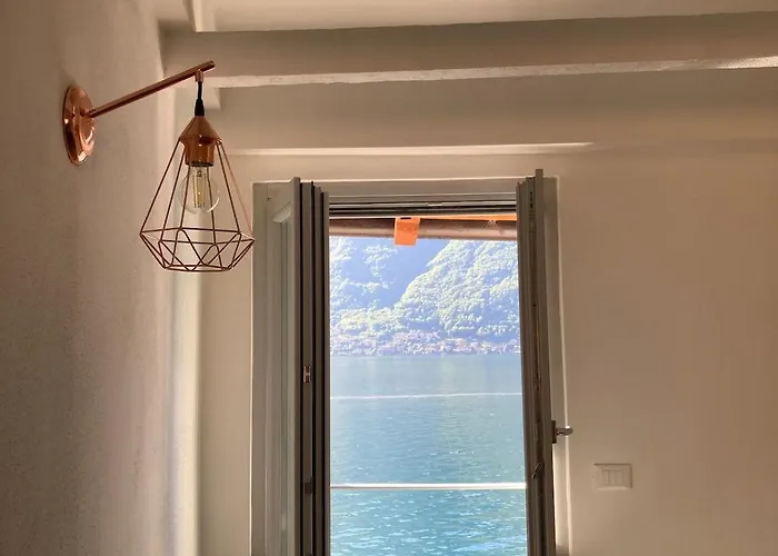 Da Mirella Apri La Finestra E Innamorati Del Lago! *