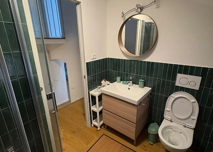 Da Mirella Apri La Finestra E Innamorati Del Lago! Colonno